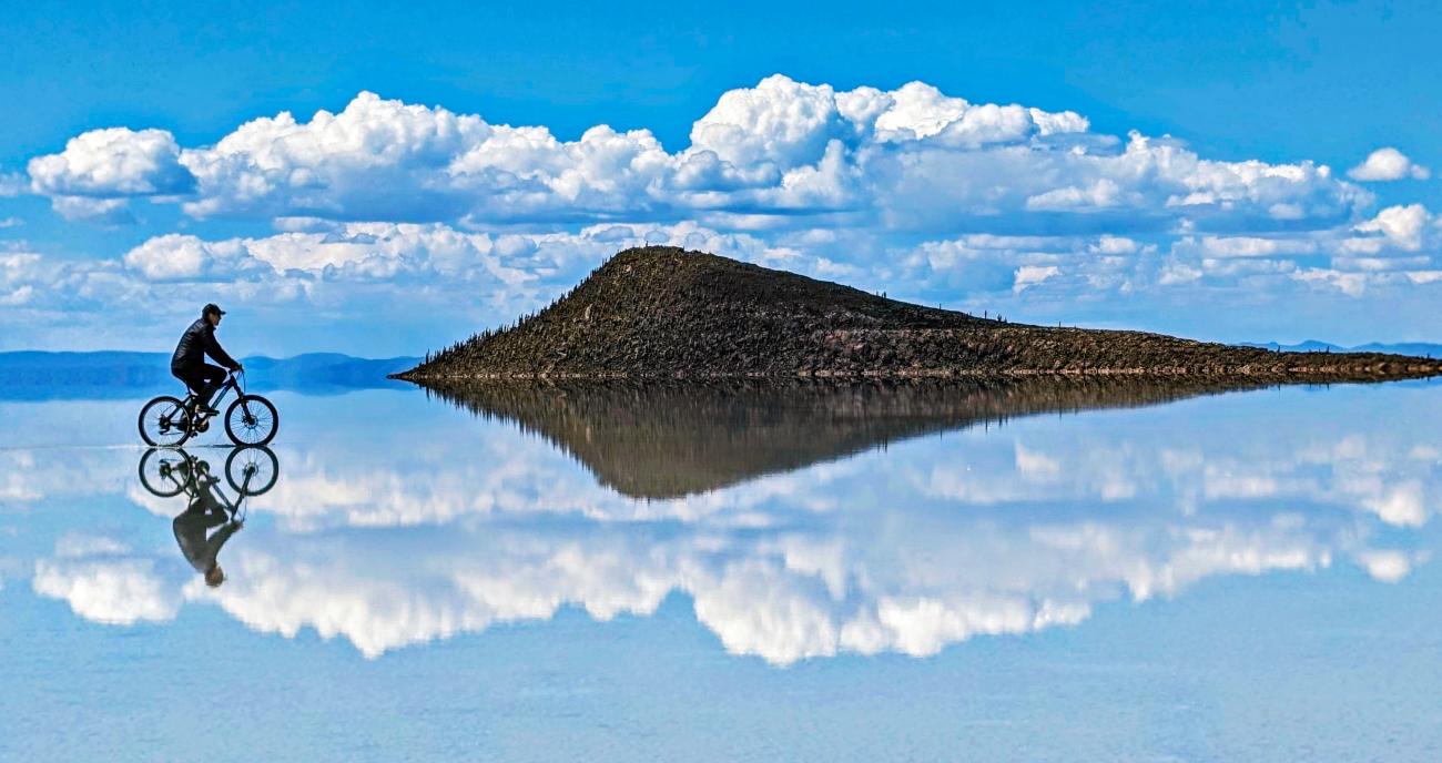 Cycling across the Uyuni Salt Flat, Bolivia